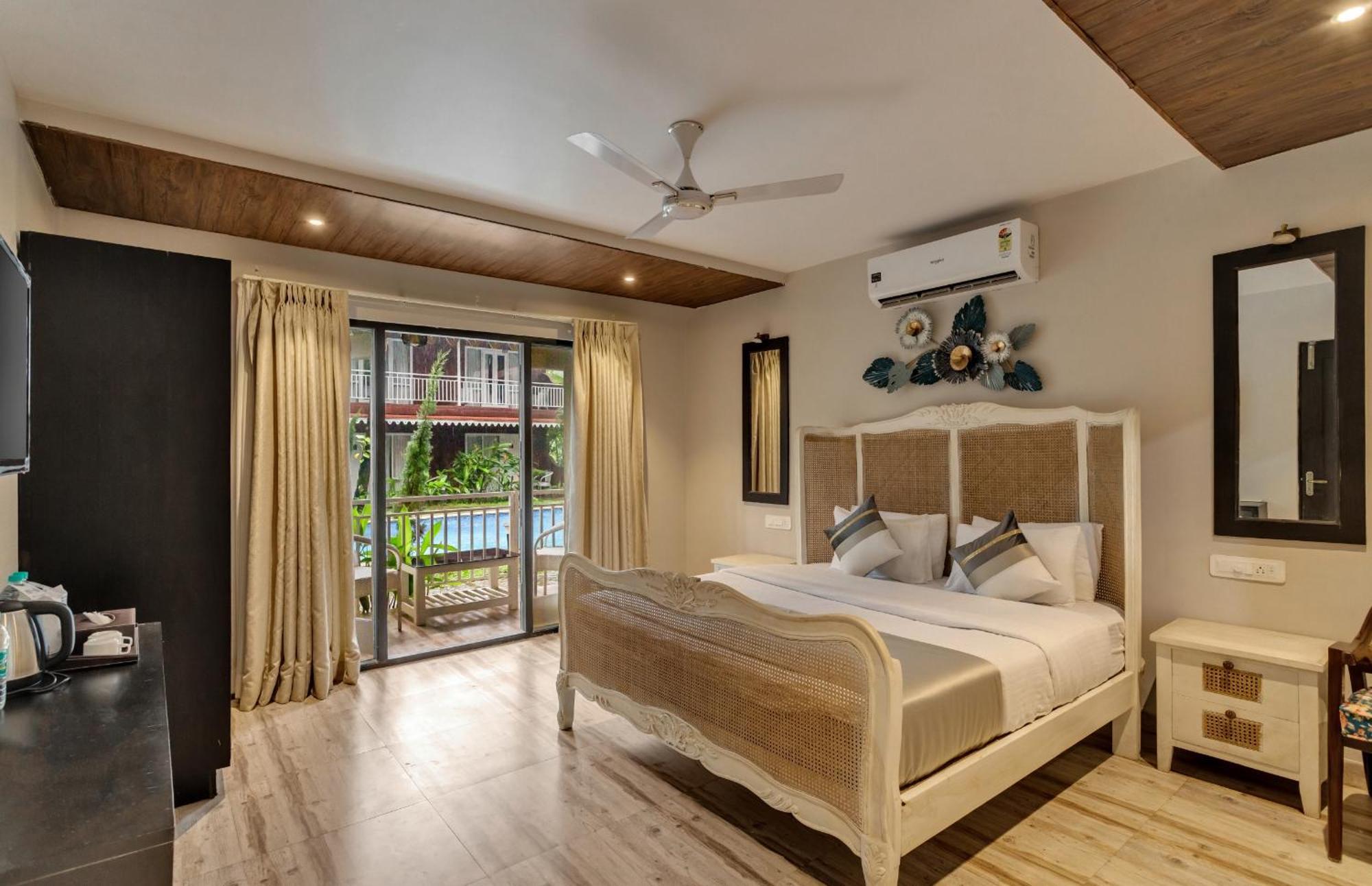 Skon Morjim Beach Resort By Orion Hotels Oud Goa Buitenkant foto