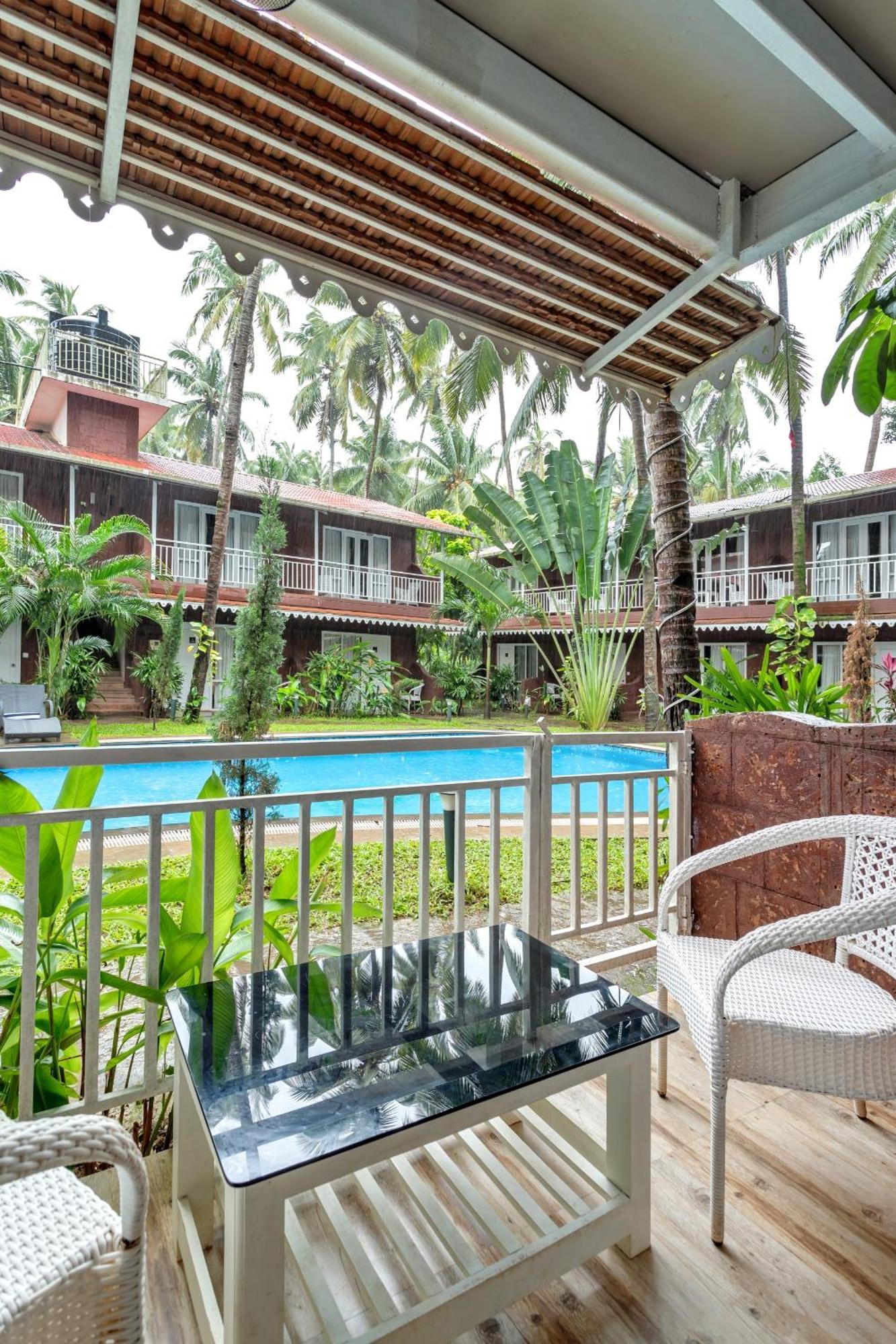 Skon Morjim Beach Resort By Orion Hotels Oud Goa Buitenkant foto